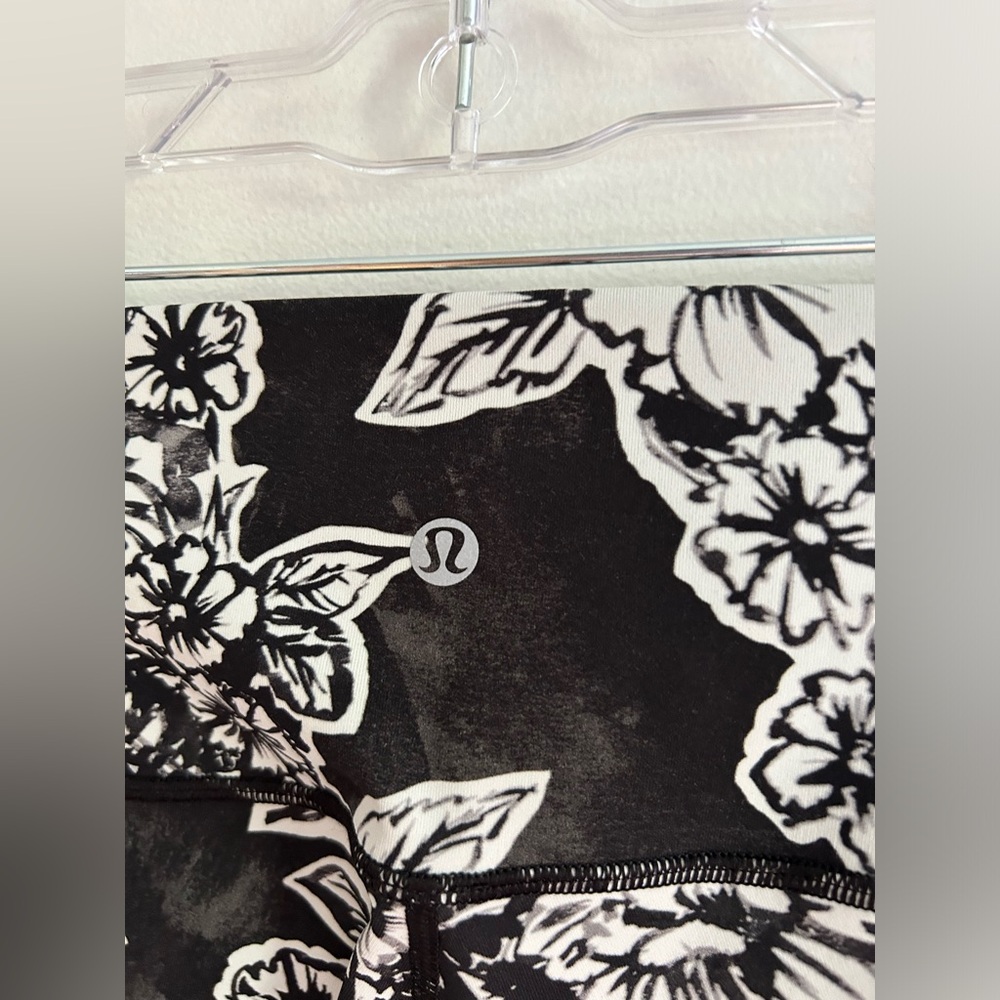 Lululemon flower leggings